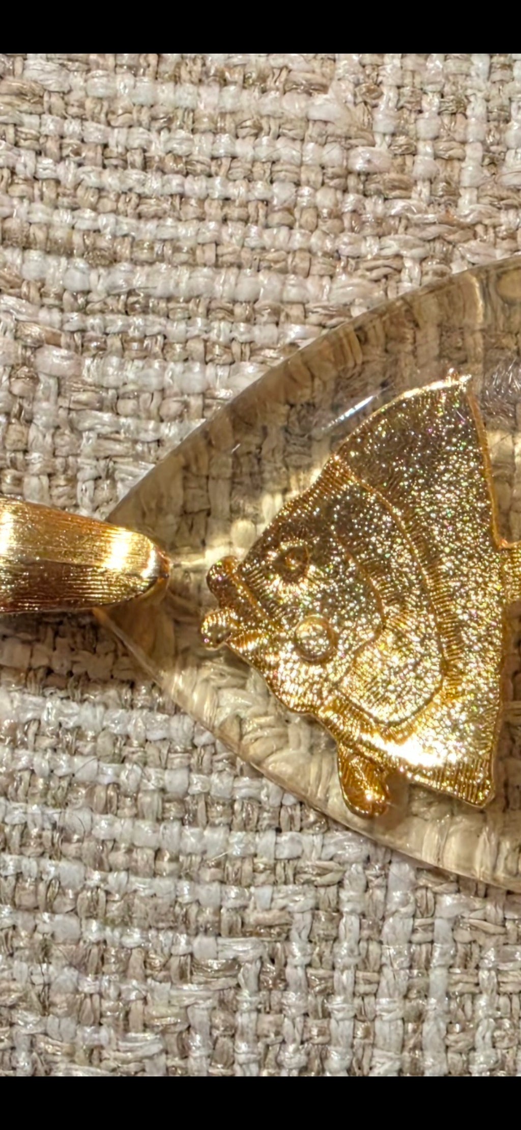 Vintage Lucite Fish Skeleton Pendant – Clear & Gold Statement Necklace